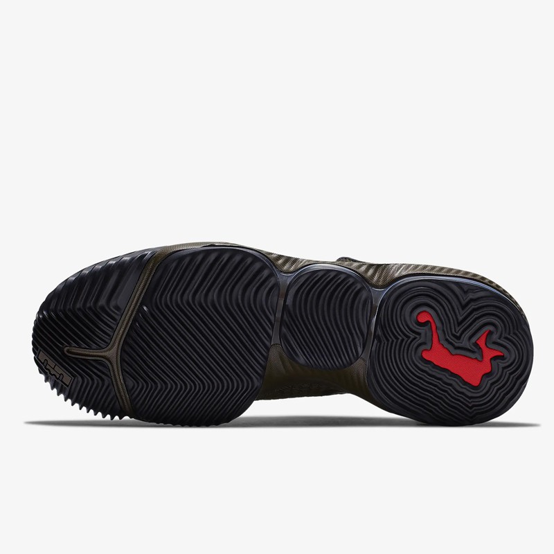 SEPATU BASKET NIKE Lebron 16 Low