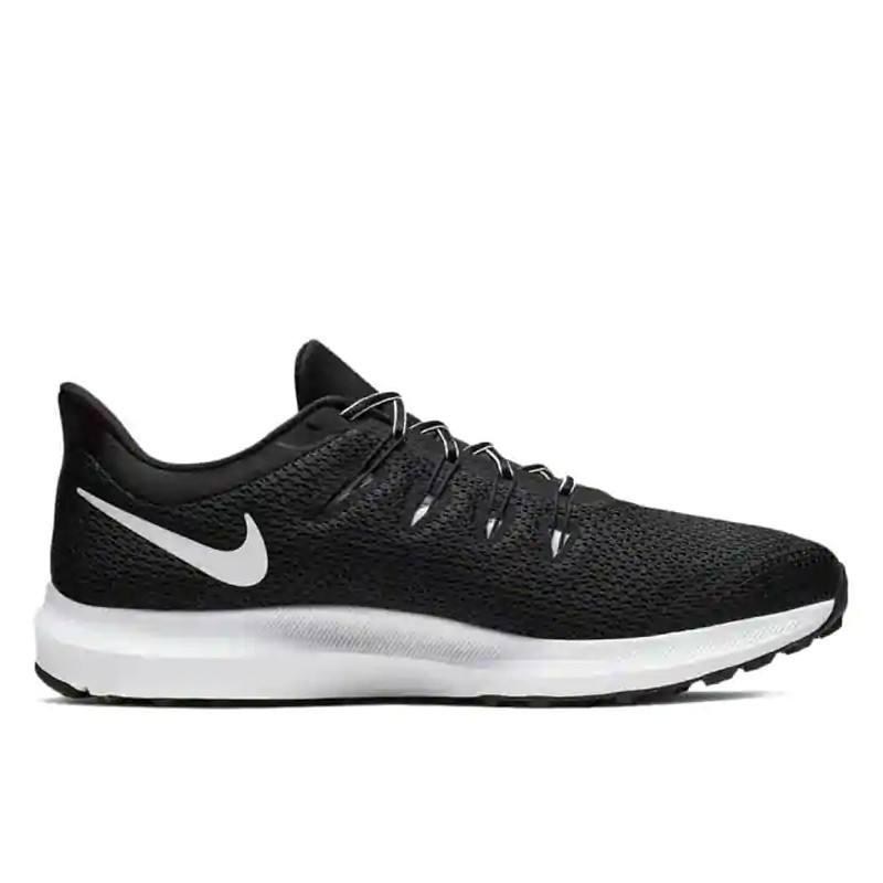 SEPATU LARI NIKE Quest 2