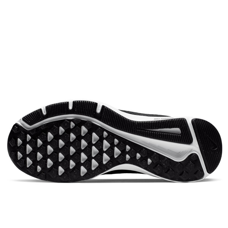 SEPATU LARI NIKE Wmns Quest 2