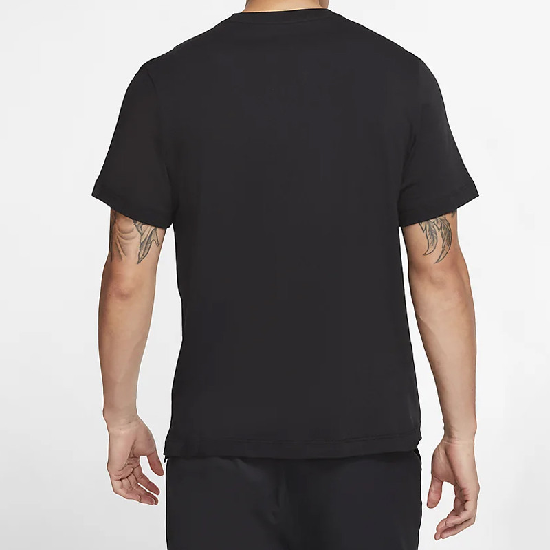 BAJU SNEAKERS NIKE Sportswear ShortSleeve TEE RS3