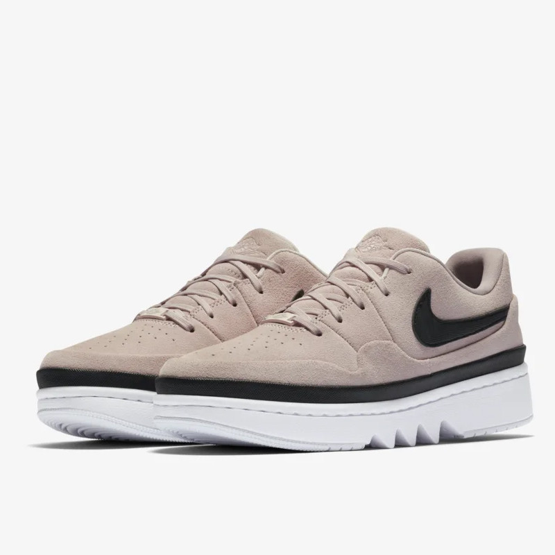 SEPATU SNEAKERS AIR JORDAN Wmns AJ 1 Jester XX Low