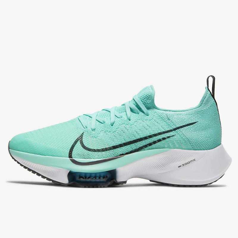 SEPATU LARI NIKE Air Zoom Tempo Next