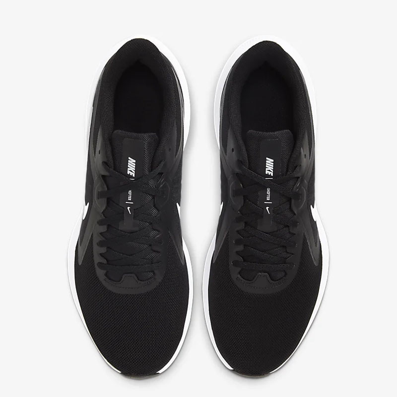 SEPATU LARI NIKE Downshifter 10