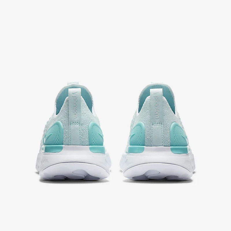 Wmns React Phantom Run Flyknit 2 foto 4