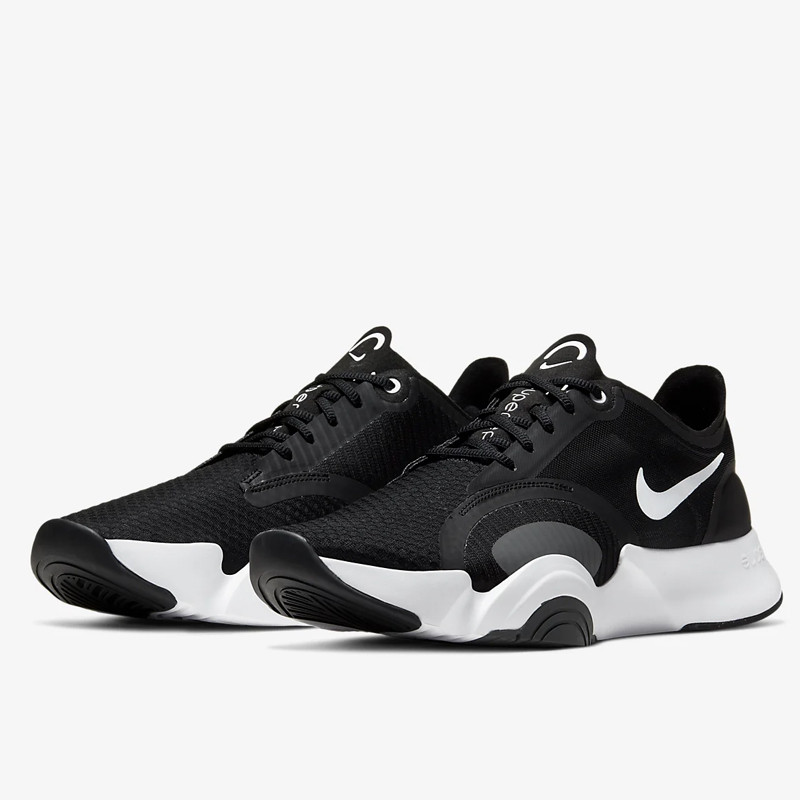 SEPATU TRAINING NIKE Superrep Go