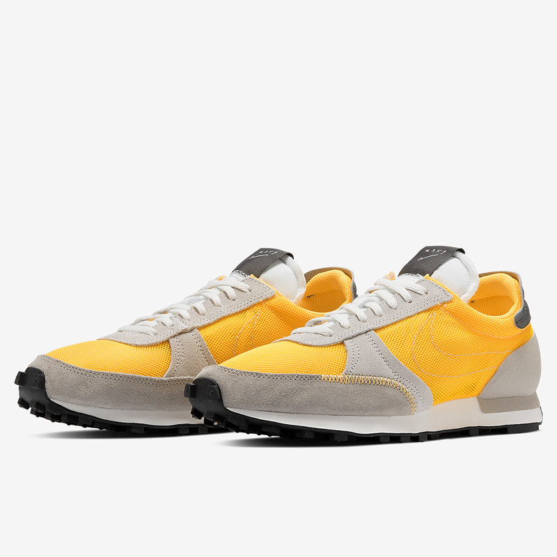 SEPATU SNEAKERS NIKE Daybreak Type
