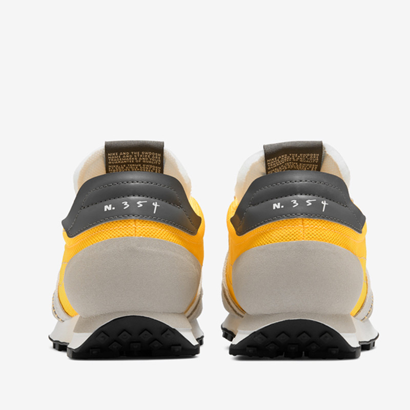 SEPATU SNEAKERS NIKE Daybreak Type