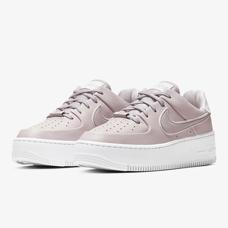 SEPATU SNEAKERS NIKE Wmns Air Force 1 Sage Low
