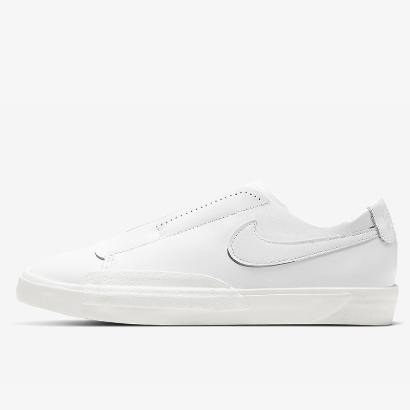 SEPATU SNEAKERS NIKE Wmns Blazer Low Kickdown
