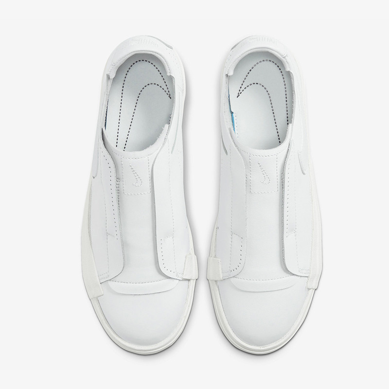 SEPATU SNEAKERS NIKE Wmns Blazer Low Kickdown