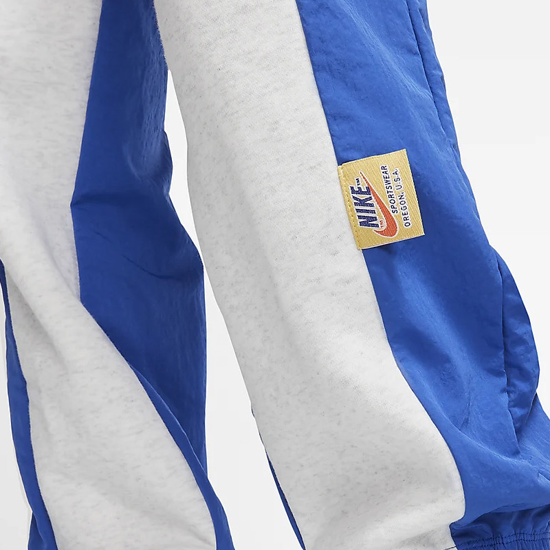 CELANA SNEAKERS NIKE Wmns Sportswear DIY Pants