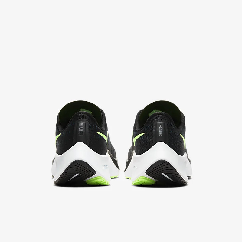SEPATU LARI NIKE Air Zoom Pegasus 37 GS