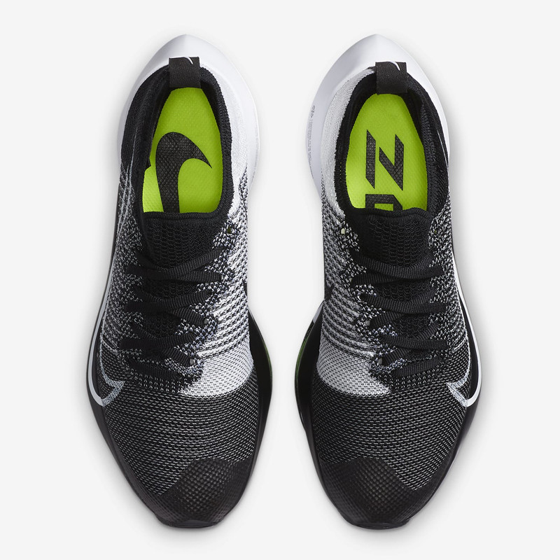 SEPATU LARI NIKE Air Zoom Tempo FK GS