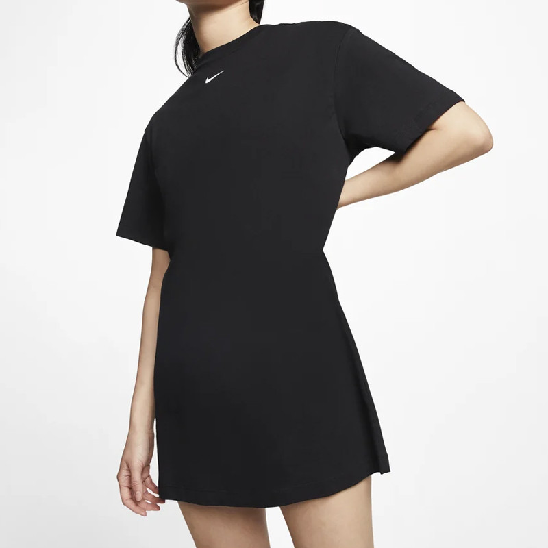 BAJU TRAINING NIKE Wmns Sportswear Essential Dress