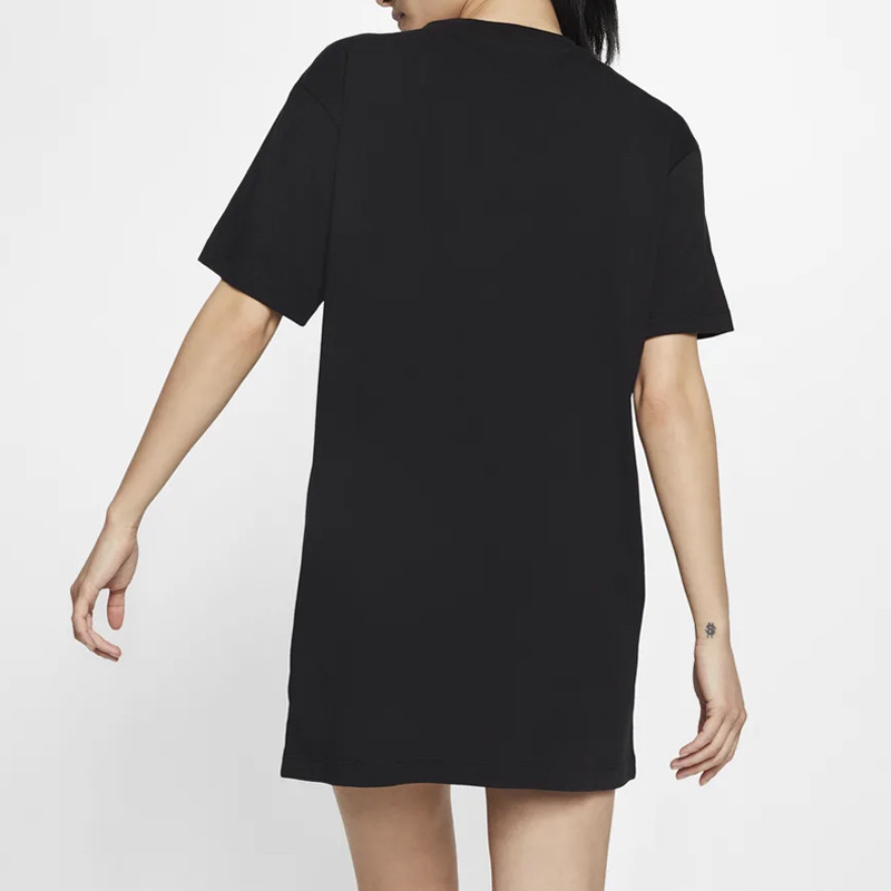 BAJU TRAINING NIKE Wmns Sportswear Essential Dress
