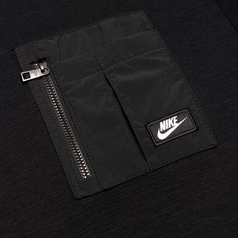 BAJU SNEAKERS NIKE NSW Lightweight Mix Pocket Tee