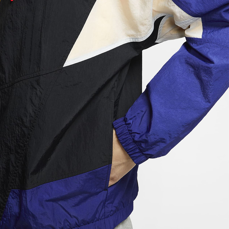 BAJU TRAINING NIKE Sportswear Heritage Windrunner Jacket