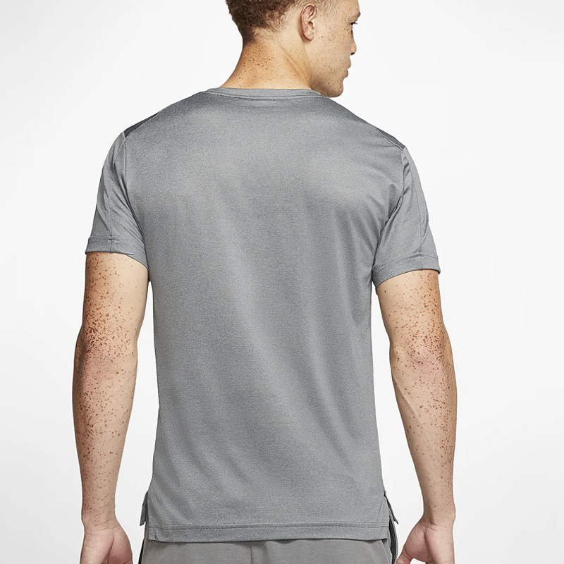 BAJU TRAINING NIKE Top Short Sleeve Hyper Dry Tee