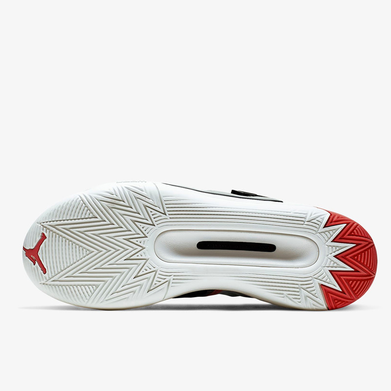 SEPATU BASKET AIR JORDAN Defy SP