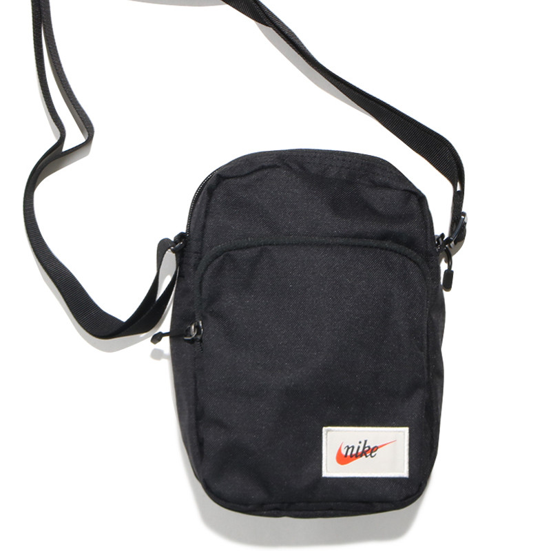 TAS SNEAKERS NIKE Heritage Smit Bag