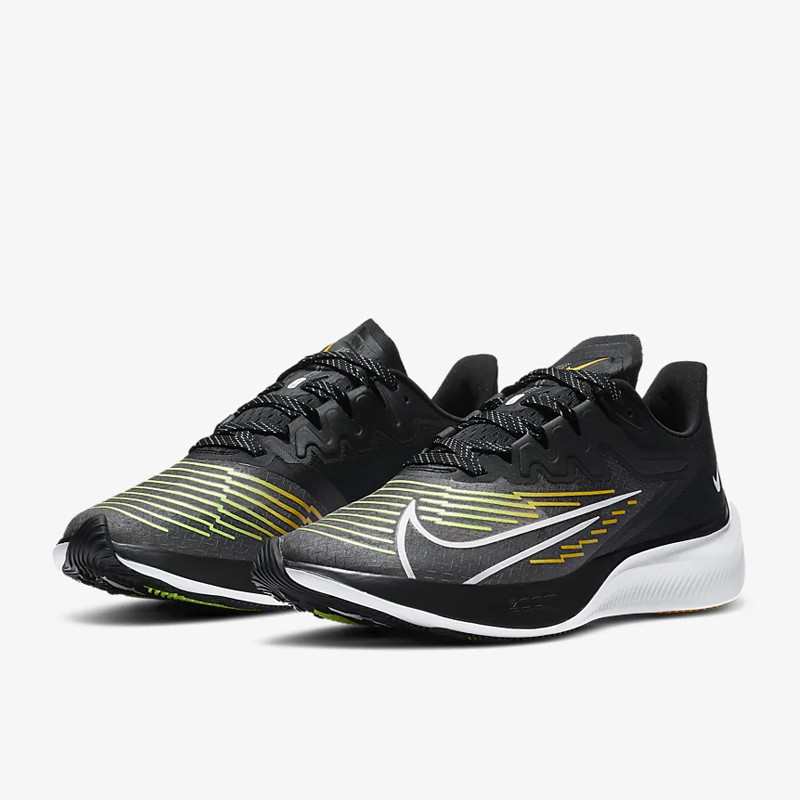 SEPATU LARI NIKE Zoom Gravity 2