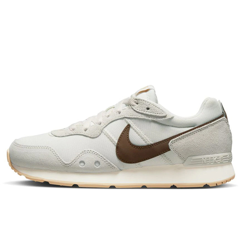 SEPATU SNEAKERS NIKE Wmns Venture Runner
