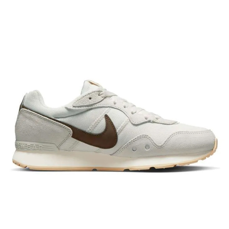 SEPATU SNEAKERS NIKE Wmns Venture Runner