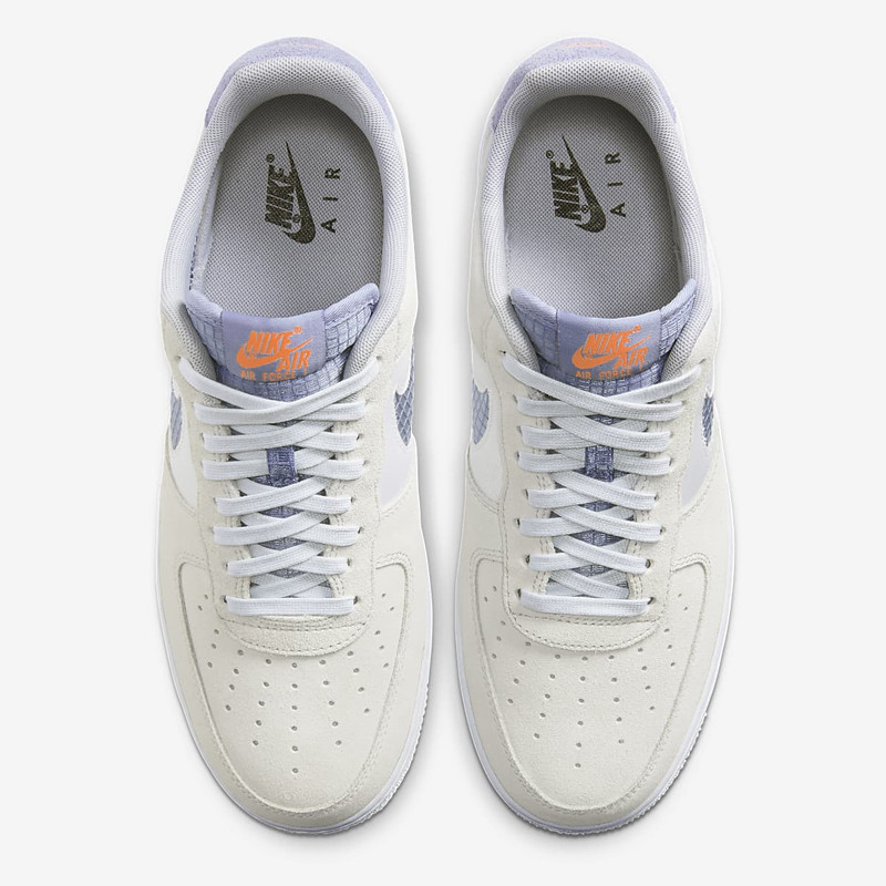 SEPATU SNEAKERS NIKE Air Force 1 '07 LV8