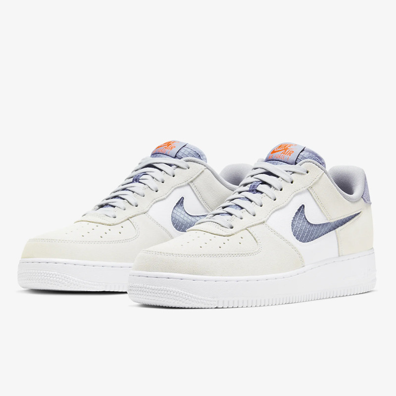 SEPATU SNEAKERS NIKE Air Force 1 '07 LV8