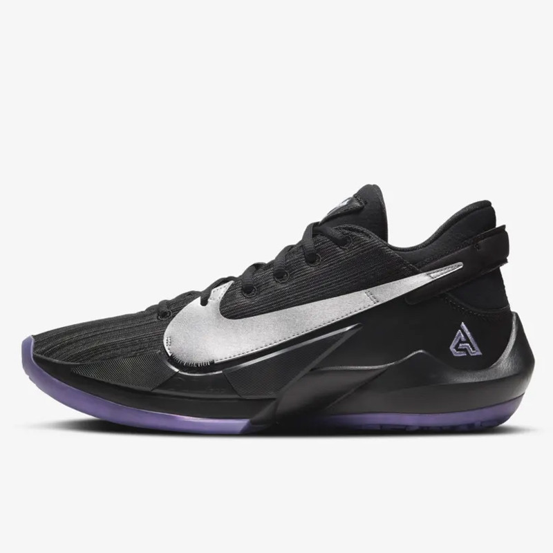SEPATU BASKET NIKE Zoom Freak 2