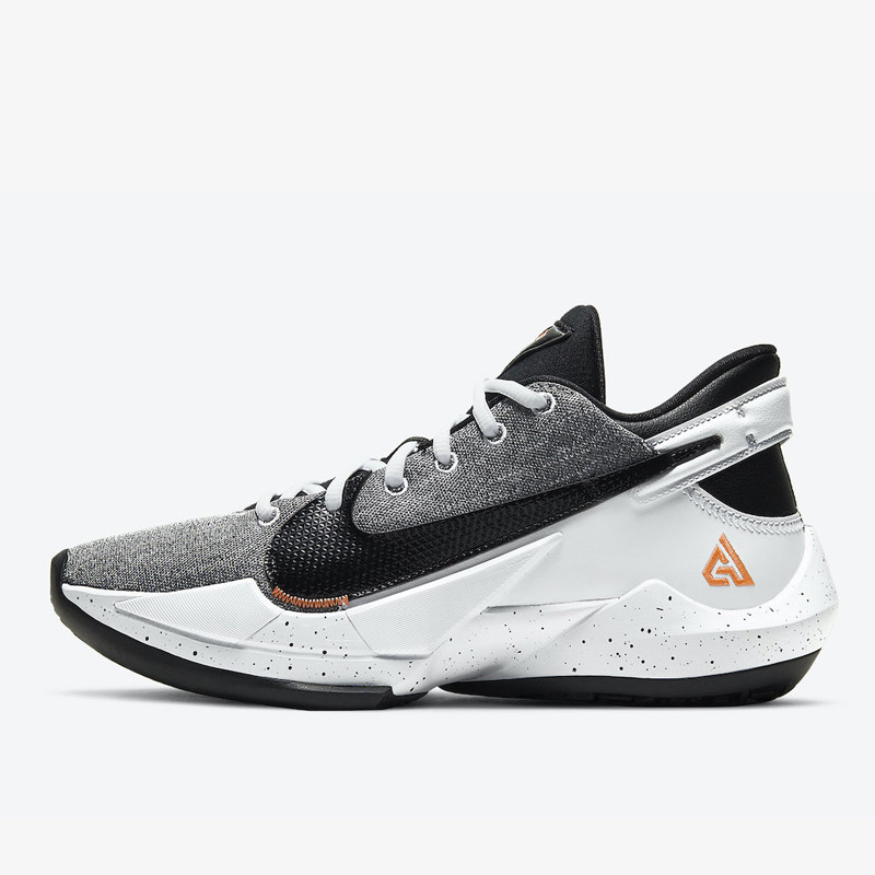 SEPATU BASKET NIKE Zoom Freak 2