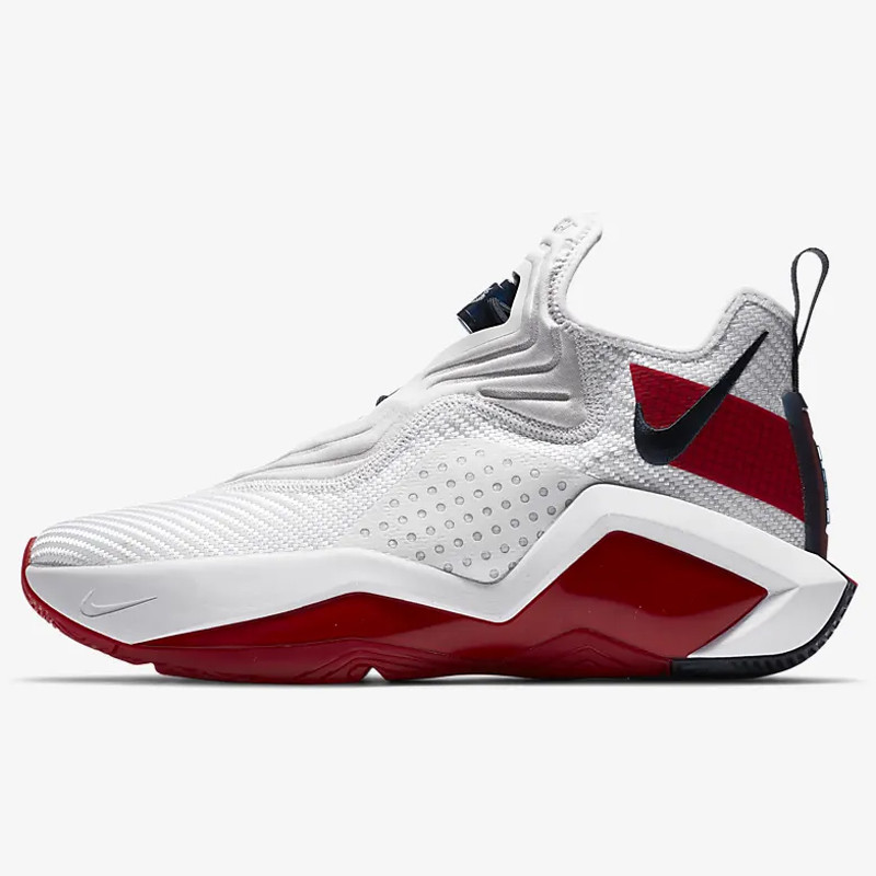 SEPATU BASKET NIKE Soldier 14 EP