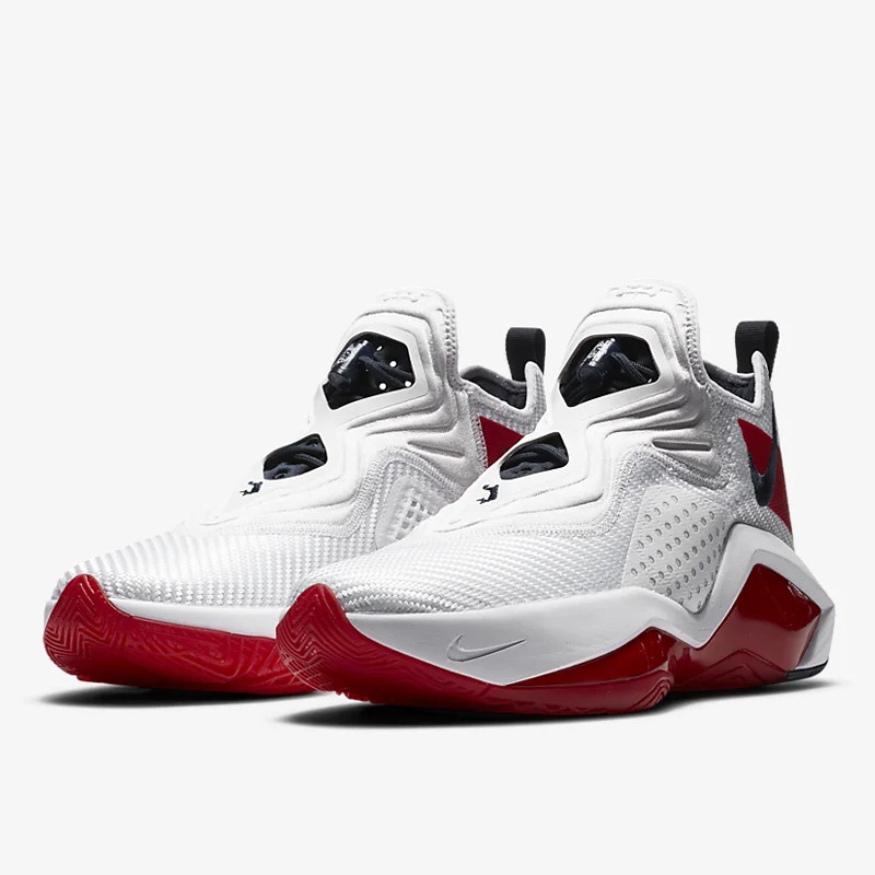 SEPATU BASKET NIKE Soldier 14 EP