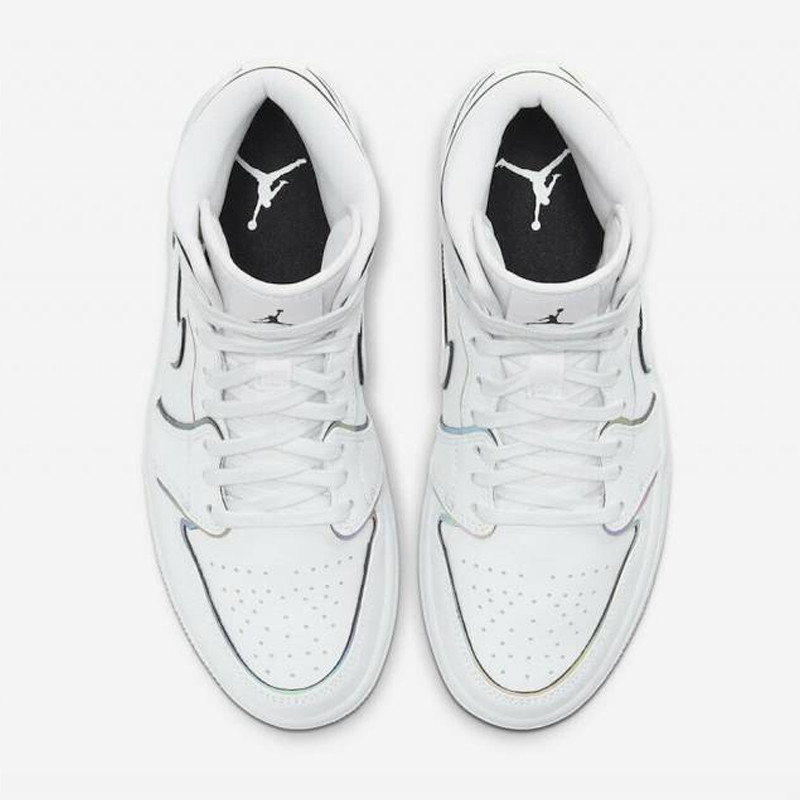 SEPATU BASKET AIR JORDAN Wmns AJ 1 Mid SE