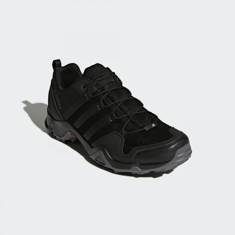 SEPATU TRAIL ADIDAS Terrex AX2R
