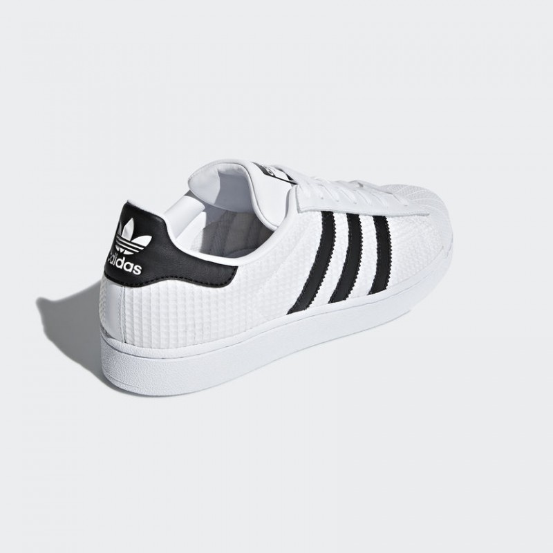 Sepatu Sneakers Adidas Superstar White