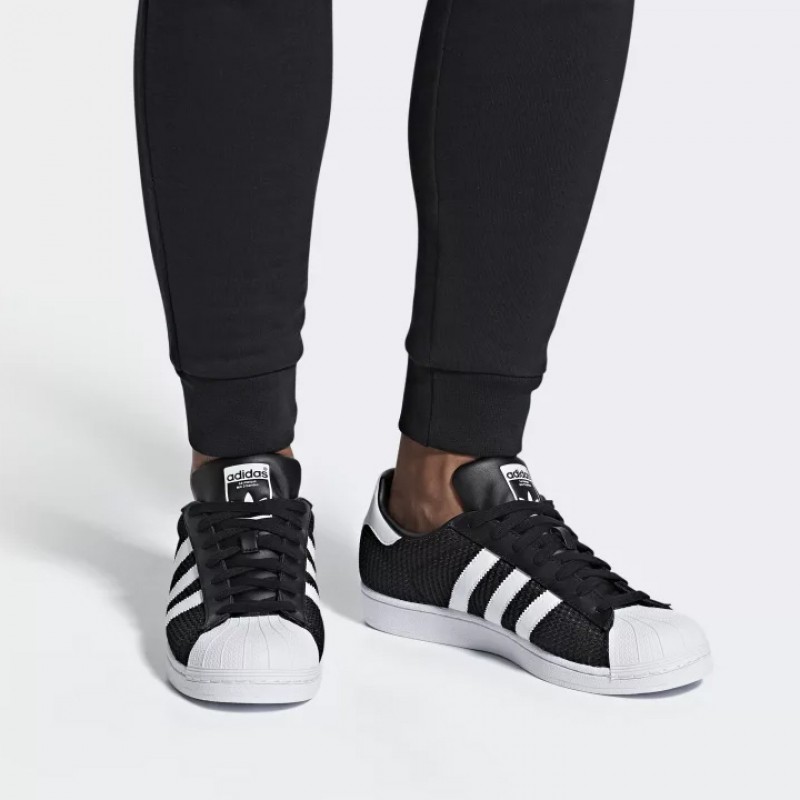 SEPATU SNEAKERS ADIDAS Superstar