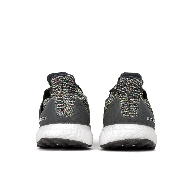 Ultraboost Parley foto 4
