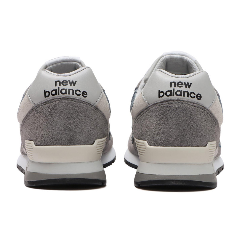 SEPATU SNEAKERS NEW BALANCE 996 v2