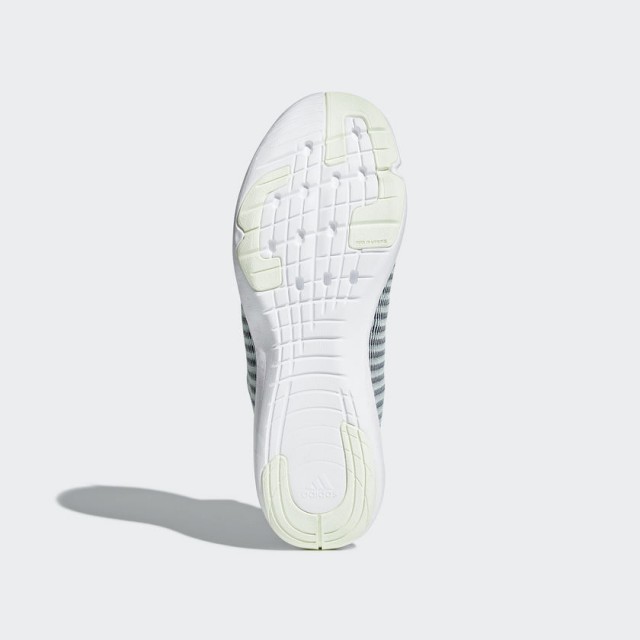 SEPATU TRAINING ADIDAS Wmns Crazy Move