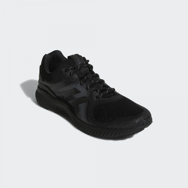 SEPATU LARI ADIDAS Aerobounce ST 