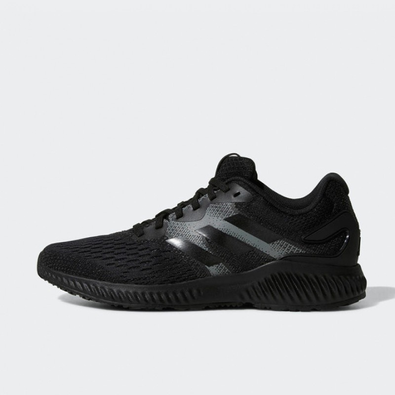 SEPATU LARI ADIDAS Aerobounce