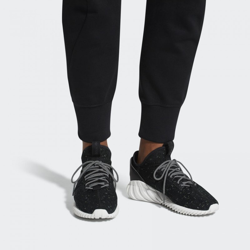 SEPATU SNEAKERS ADIDAS Tubular Doom Socks Primeknit
