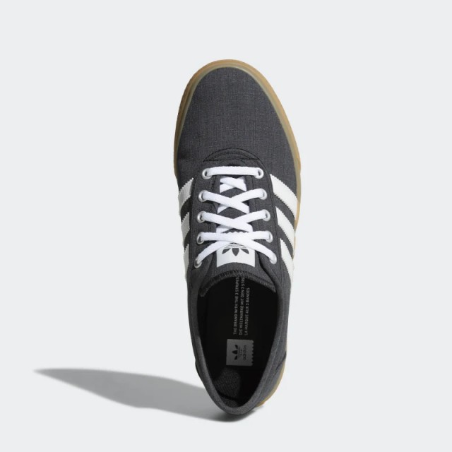 SEPATU SNEAKERS ADIDAS Adiease