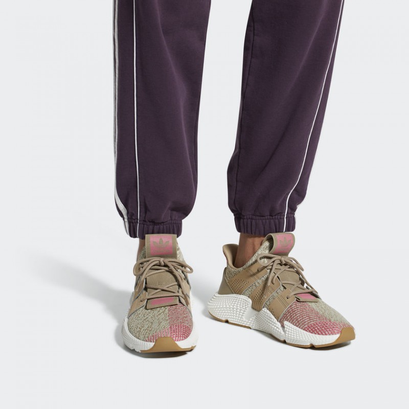SEPATU SNEAKERS ADIDAS Prophere