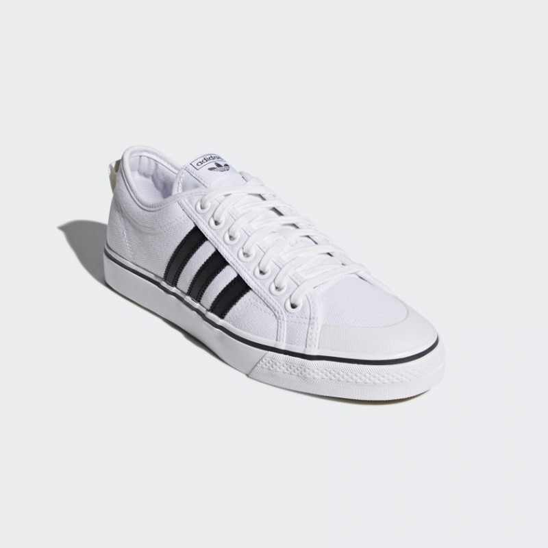 SEPATU SNEAKERS ADIDAS Nizza