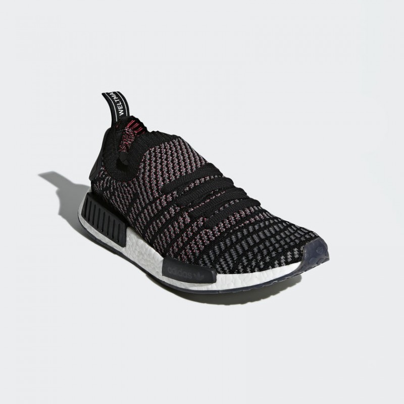 SEPATU SNEAKERS ADIDAS NMD R1 STLT Primeknit
