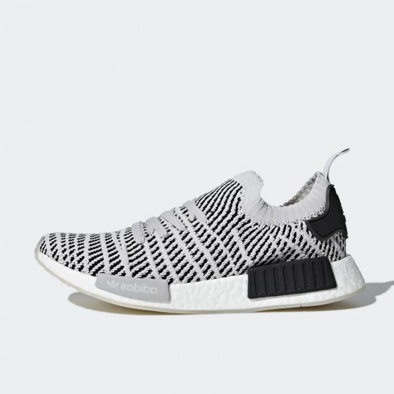 SEPATU SNEAKERS ADIDAS NMD R1 STLT Primeknit