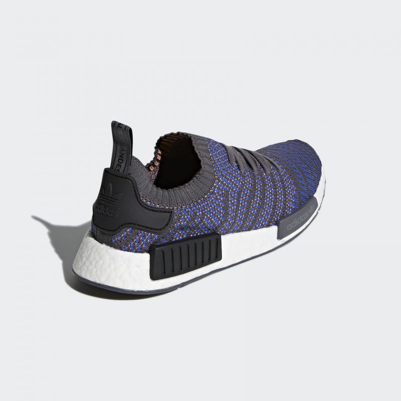 SEPATU SNEAKERS ADIDAS NMD R1 STLT Primeknit