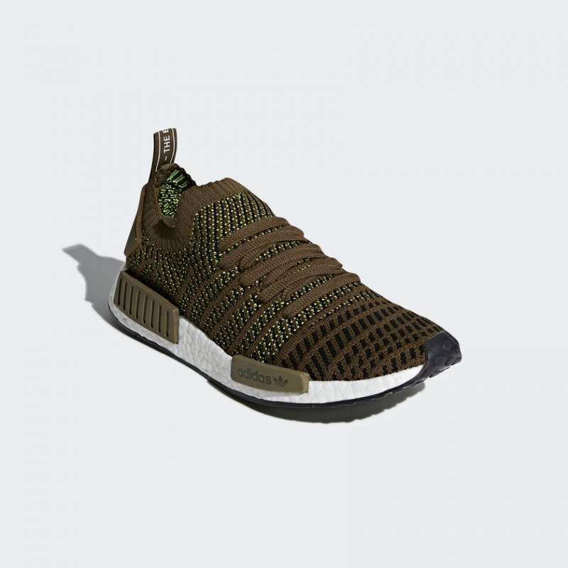SEPATU SNEAKERS ADIDAS NMD R1 STLT Primeknit